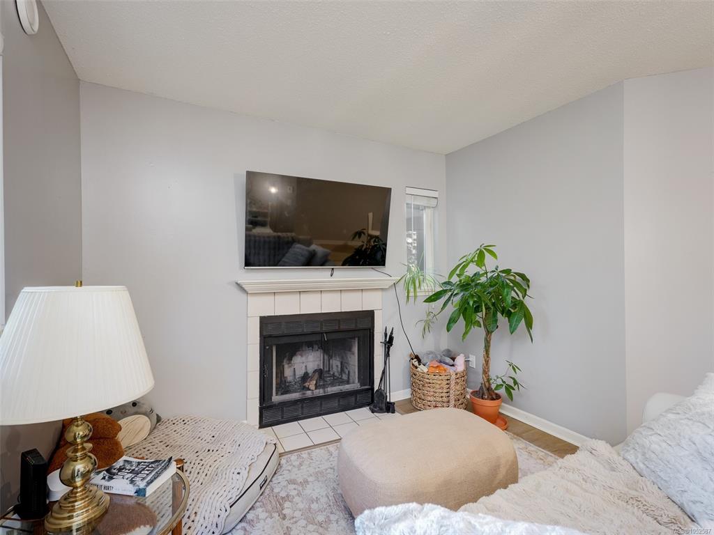 Fifth View of 2520 Wark St, Nautica West, Victoria, BC, V8T 5G6