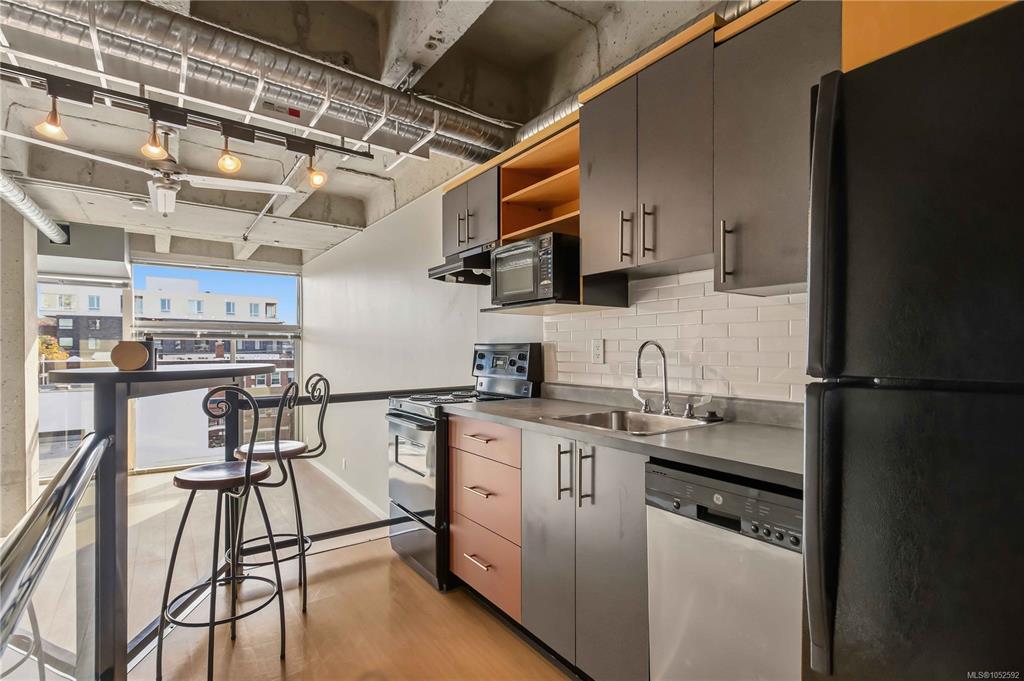Fourth View of 1061 Fort St, The Mosaic, Victoria, BC, V8V 5A1