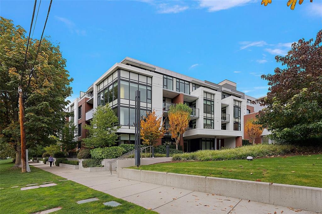 Third View of 530 Michigan St, Capital Park, Victoria, BC, V8V 0G2