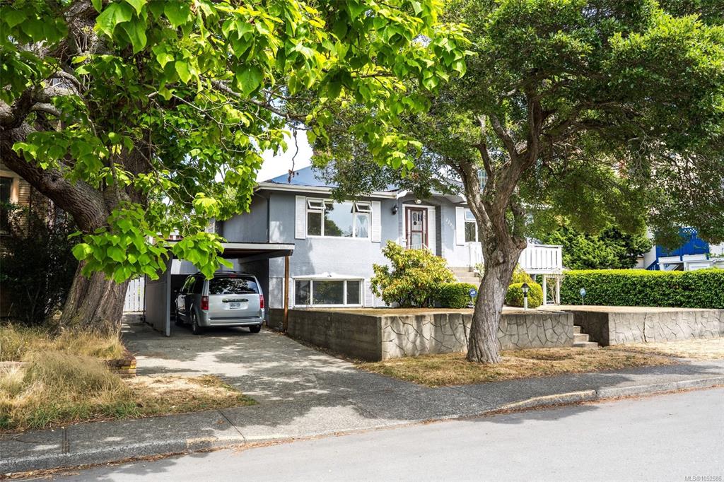 Third View of 1790 Denman St, Victoria, BC, V8R 1Y4