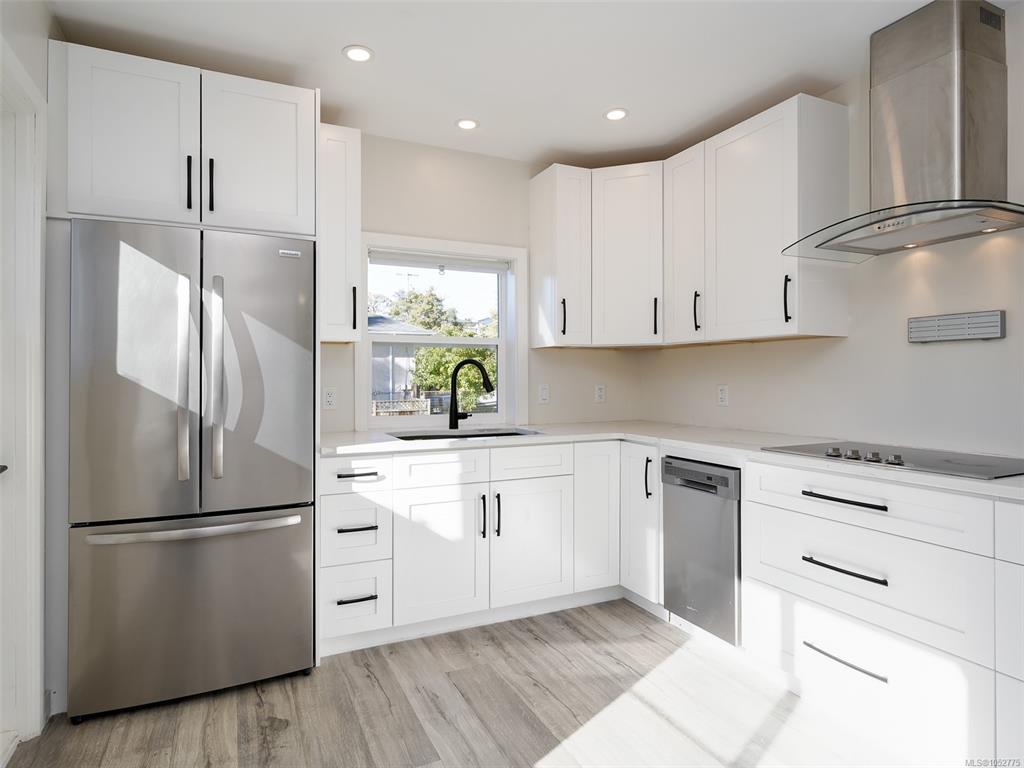 Fourth View of 1451 Lang St, Victoria, BC, V8T 2S6