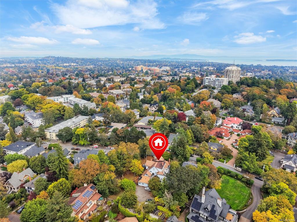 Third View of 930 Pemberton Rd, Victoria, BC, V8S 3R4