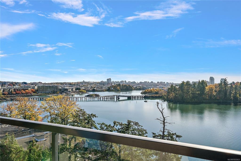 Second View of 105 Gorge Rd E, Victoria, BC, V9A 6Z3