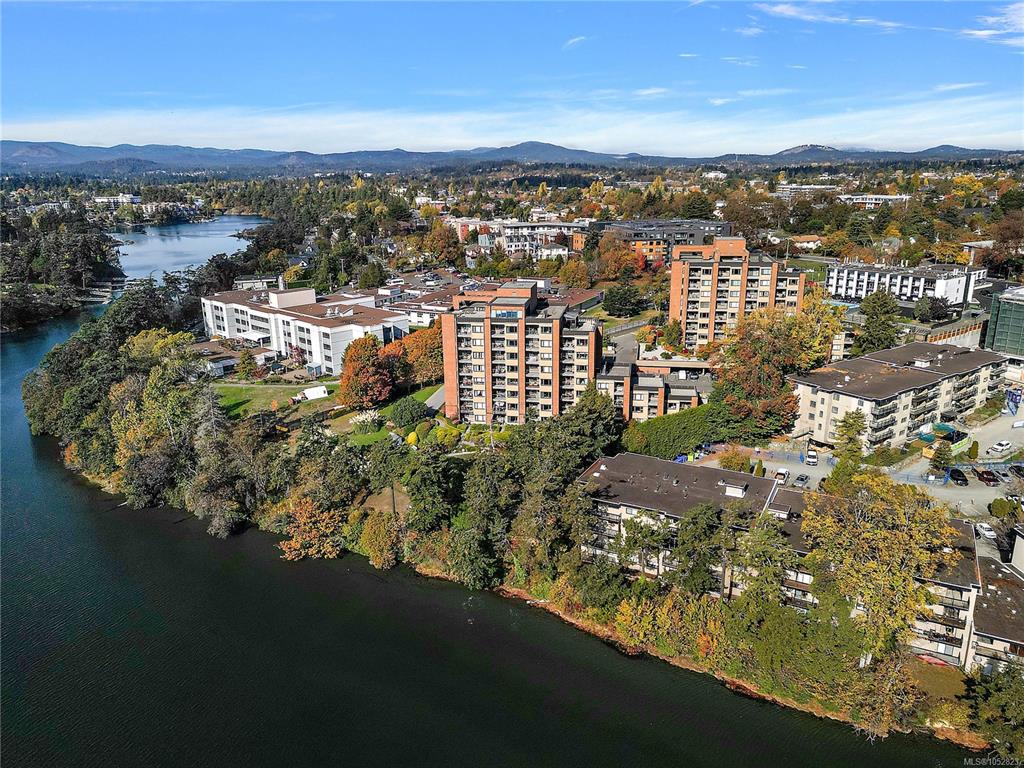 Third View of 105 Gorge Rd E, Victoria, BC, V9A 6Z3