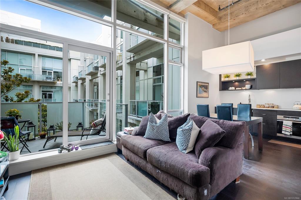 Fifth View of 770 Fisgard St, The Hudson, Victoria, BC, V8W 3M9