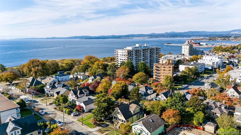 Third View of 40 Government St, Victoria, BC, V8V 2K3