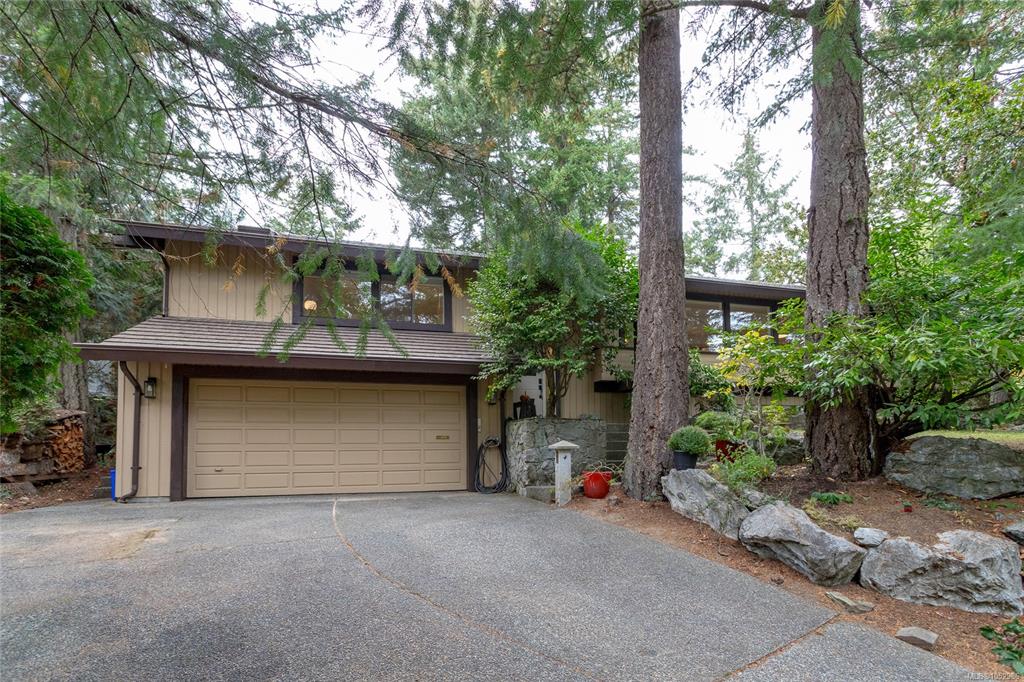Second View of 1043 Pondwood Lane, Saanich, BC, V8X 4S6