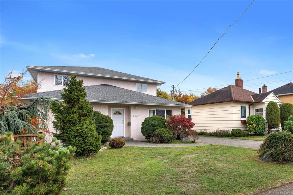 Fourth View of 2837 Scott St, Victoria, BC, V8R 4J5