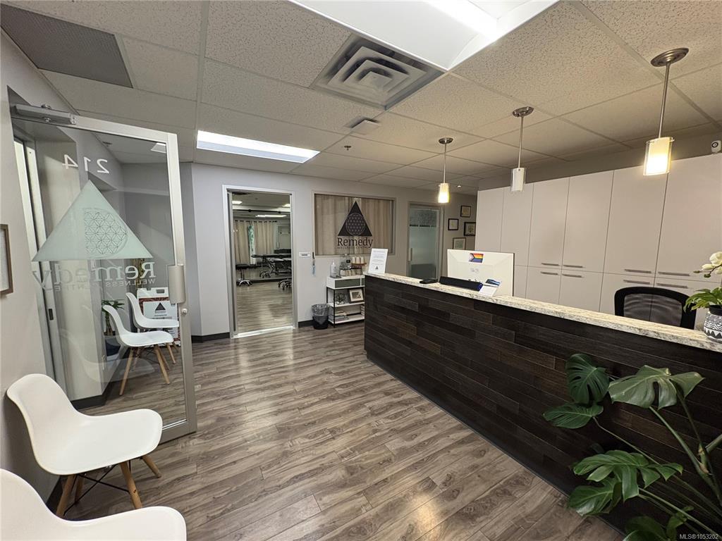 Fourth View of 852 Fort St, Victoria, BC, V9W 1H8