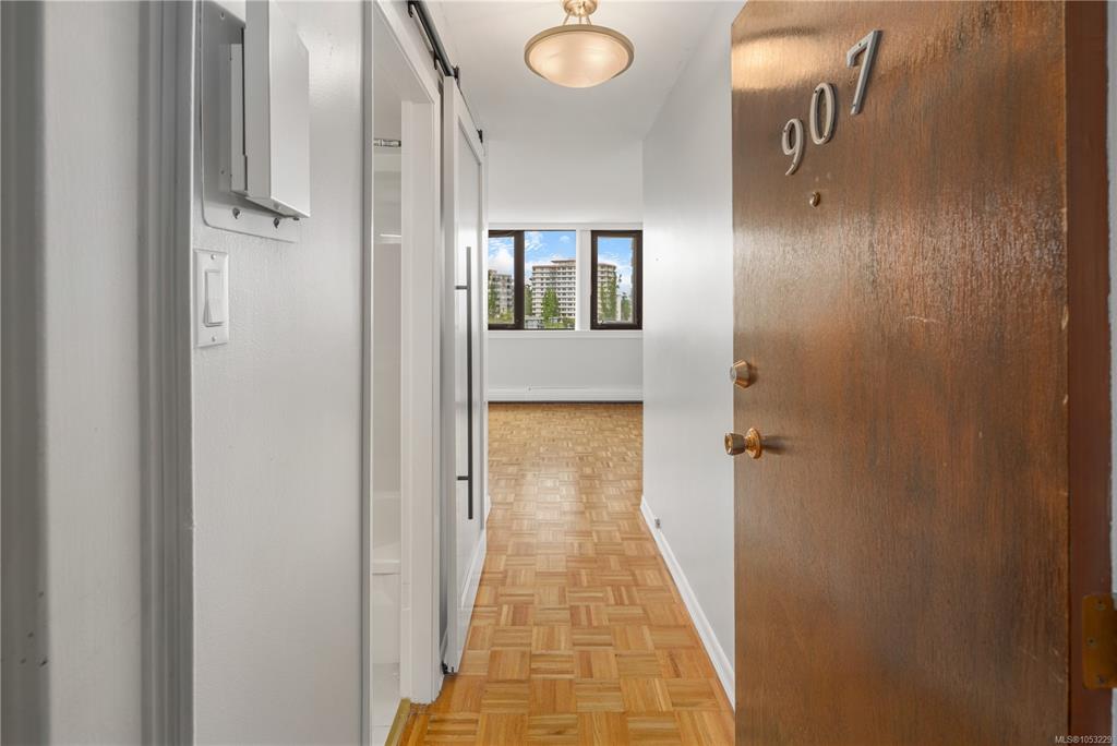 Third View of 647 Michigan St, Orchard house, Victoria, BC, V8V 1S9