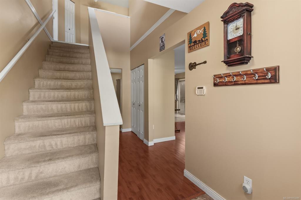 Fourth View of 2338 Rosstown Rd, Nanaimo, BC, V9T 3R7