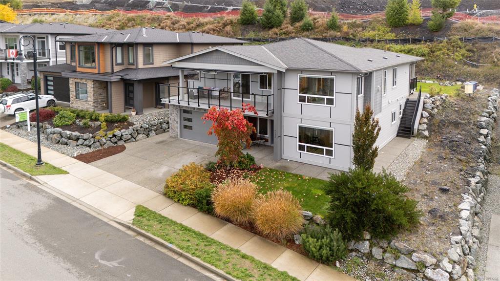 Third View of 6290 Highwood Dr, Duncan, BC, V9L 5R3