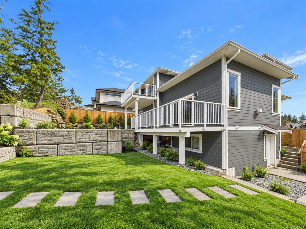 Fourth View of 5751 Linyard Rd, Nanaimo, BC, V9T 0K2