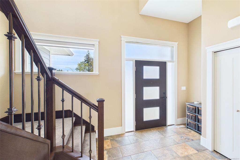 Fifth View of 5751 Linyard Rd, Nanaimo, BC, V9T 0K2