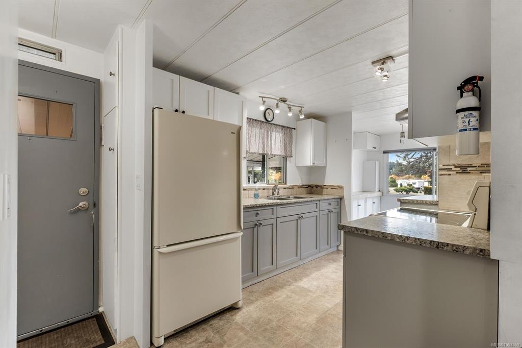 Fifth View of 6245 Metral Dr, Nanaimo, BC, V9T 6P8