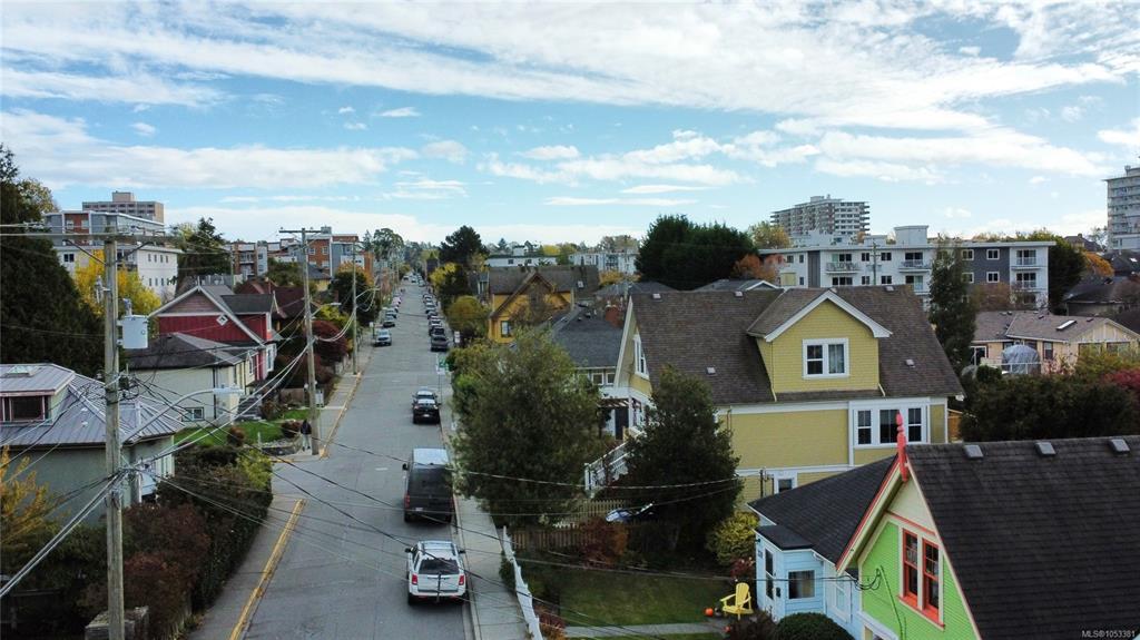 Fifth View of 331 Niagara St, Victoria, BC, V8V 1G7