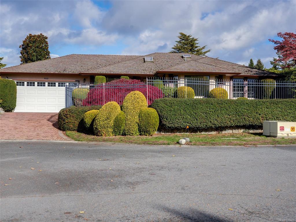900 Paconla Pl, 1053403, BC,