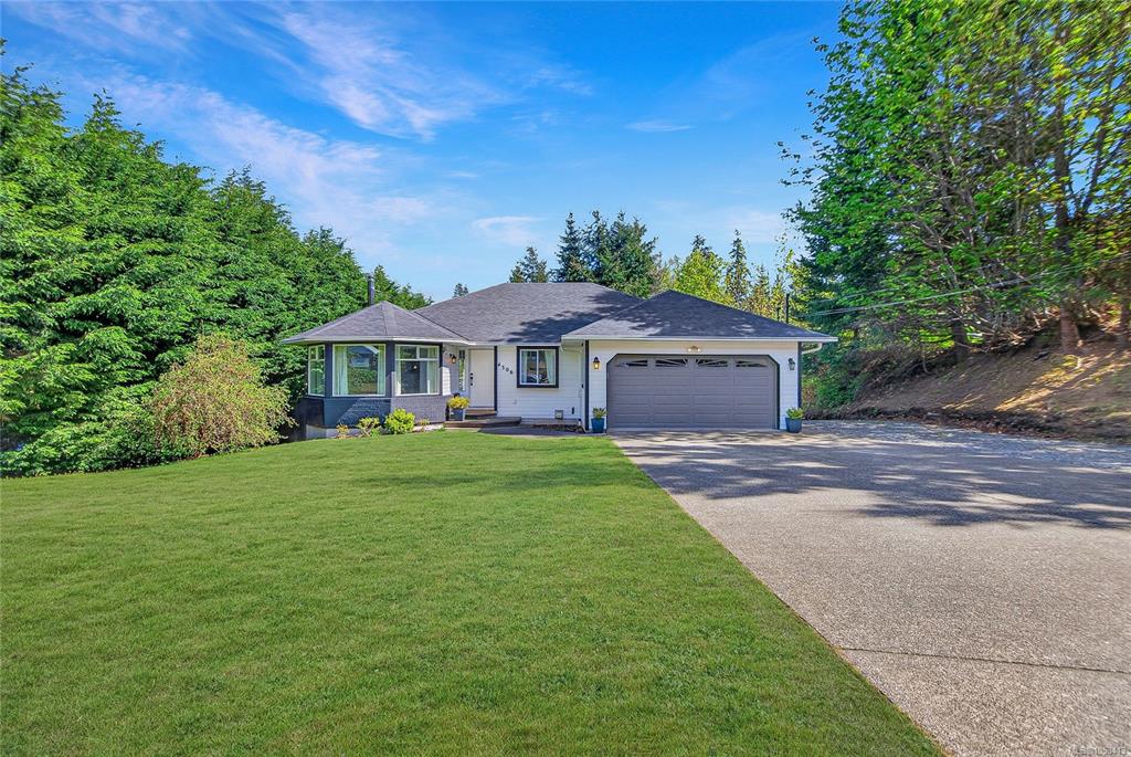 Second View of 4306 Briardale Rd, Royston, BC, V9N 9R7