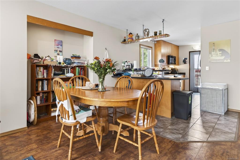 Fifth View of 1270 Noel Ave, Comox, BC, V9M 4A3