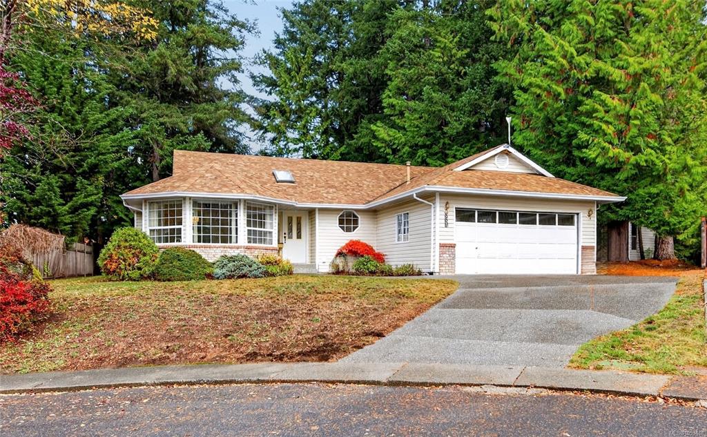 Second View of 850 Kelsey Crt, Comox, BC, V9M 1B4