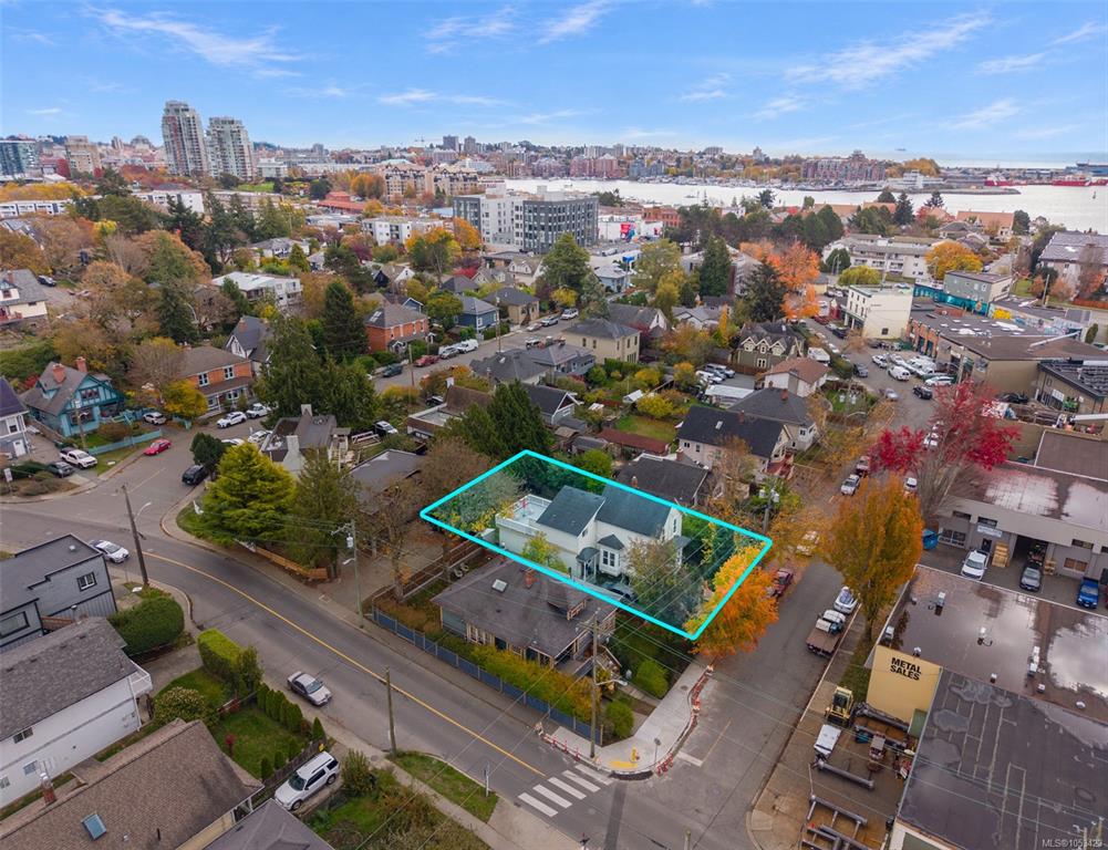 Third View of 525 William St, Victoria, BC, V9A 3Y8