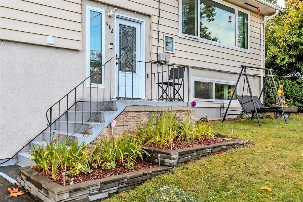Fourth View of 423 Poplar St, Nanaimo, BC, V9S 2H1