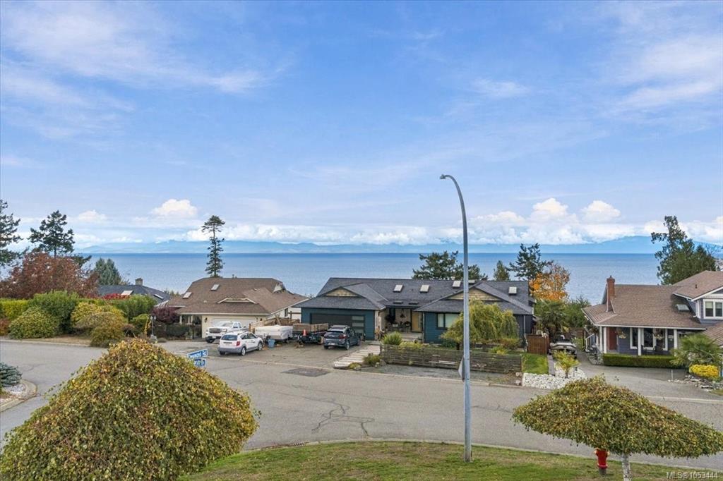 Third View of 6087 Icarus Dr, Nanaimo, BC, V9V 1B7