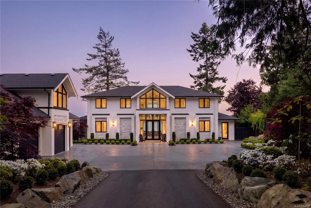 Second View of 8425 Lochside Dr, Central Saanich, BC, V8M 1T9