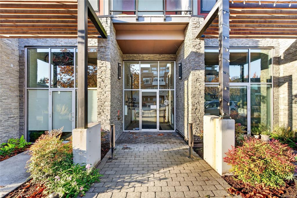 Fourth View of 7162 West Saanich Rd, The Arbours, Central Saanich, BC, V8M 1P6