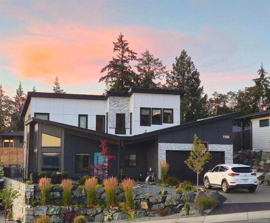 Second View of 1198 Viewtop Rd, Duncan, BC, V9L 0H7