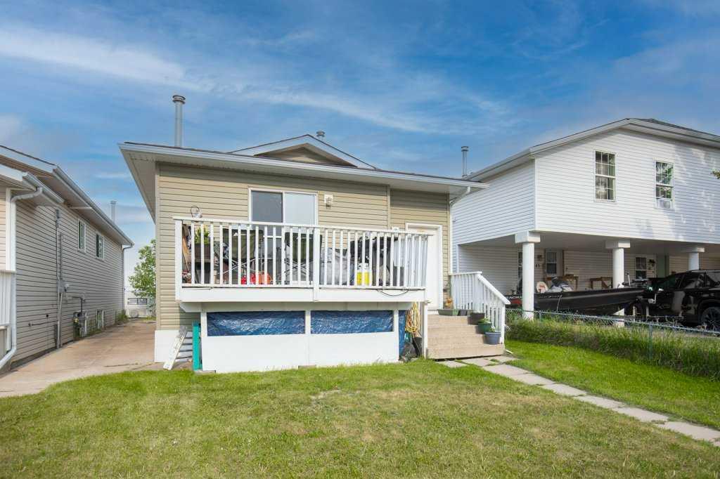 45 Hangingstone Drive, Lacombe, MLS® # A2306459